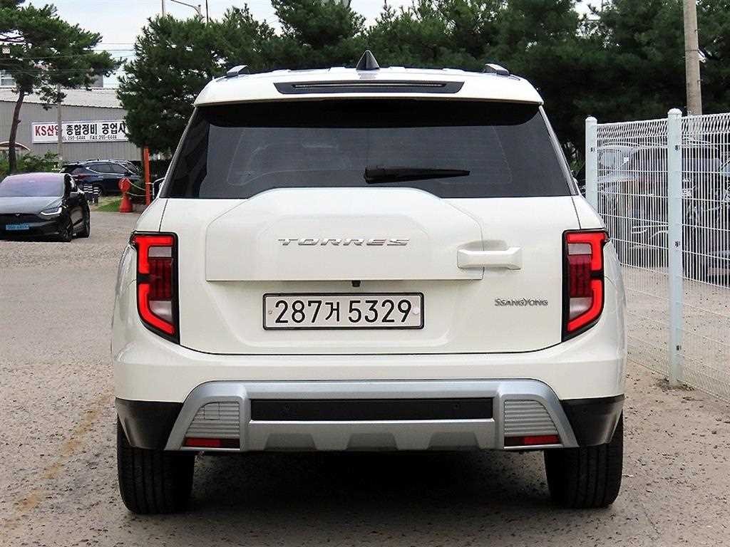 KG모빌리티(쌍용) 토레스 1.5 GDI-T 2WD T5 이미지 4