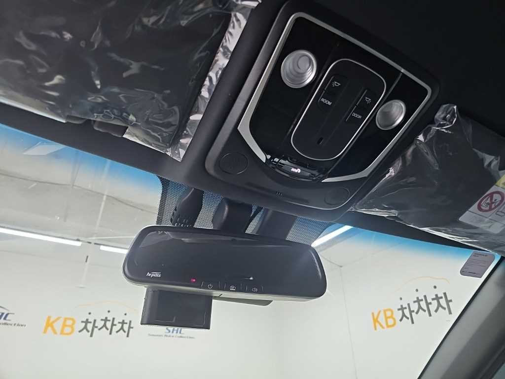 KG모빌리티(쌍용) 토레스 1.5 GDI-T 2WD 리미티드 블랙에디션 이미지 16
