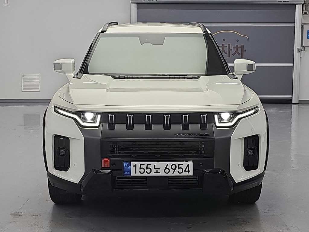 KG모빌리티(쌍용) 토레스 1.5 GDI-T 2WD 리미티드 블랙에디션 이미지 2