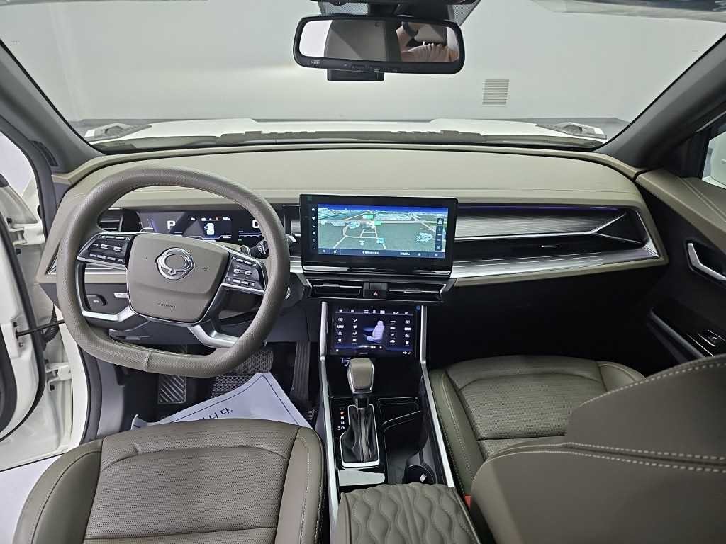 KG모빌리티(쌍용) 토레스 1.5 GDI-T 2WD 리미티드 블랙에디션 이미지 7