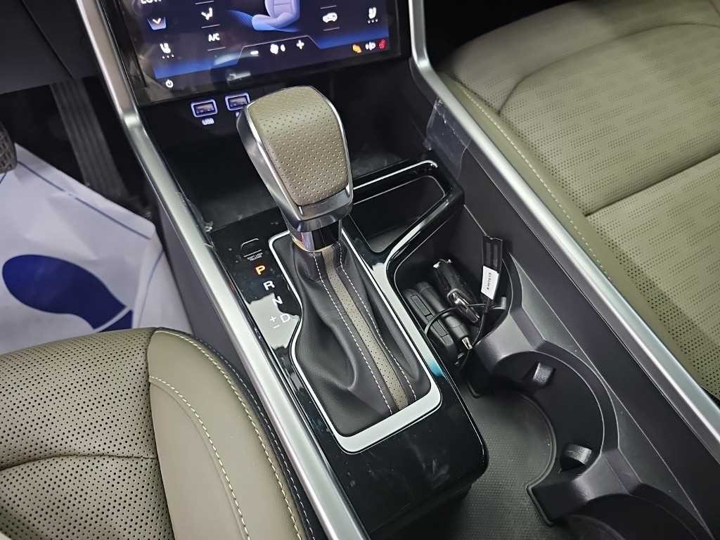 KG모빌리티(쌍용) 토레스 1.5 GDI-T 2WD 리미티드 블랙에디션 이미지 8