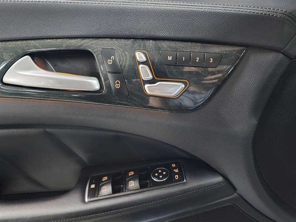 벤츠 CLS 클래스 CLS클래스 W218 CLS 250 블루텍 4MATIC 슈팅 브레이크 이미지 14
