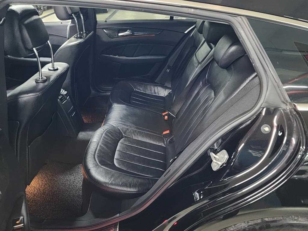 벤츠 CLS 클래스 CLS클래스 W218 CLS 250 블루텍 4MATIC 슈팅 브레이크 이미지 18