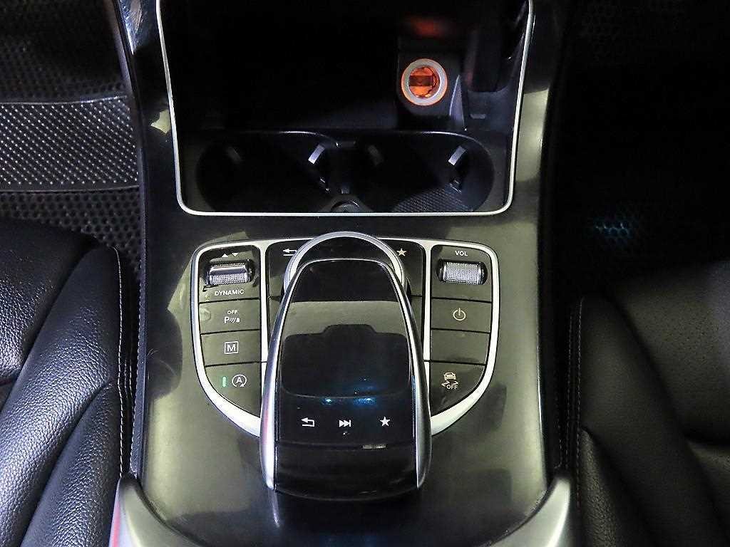 벤츠 GLC 클래스 GLC클래스 X253 GLC 220 d 4MATIC 이미지 13