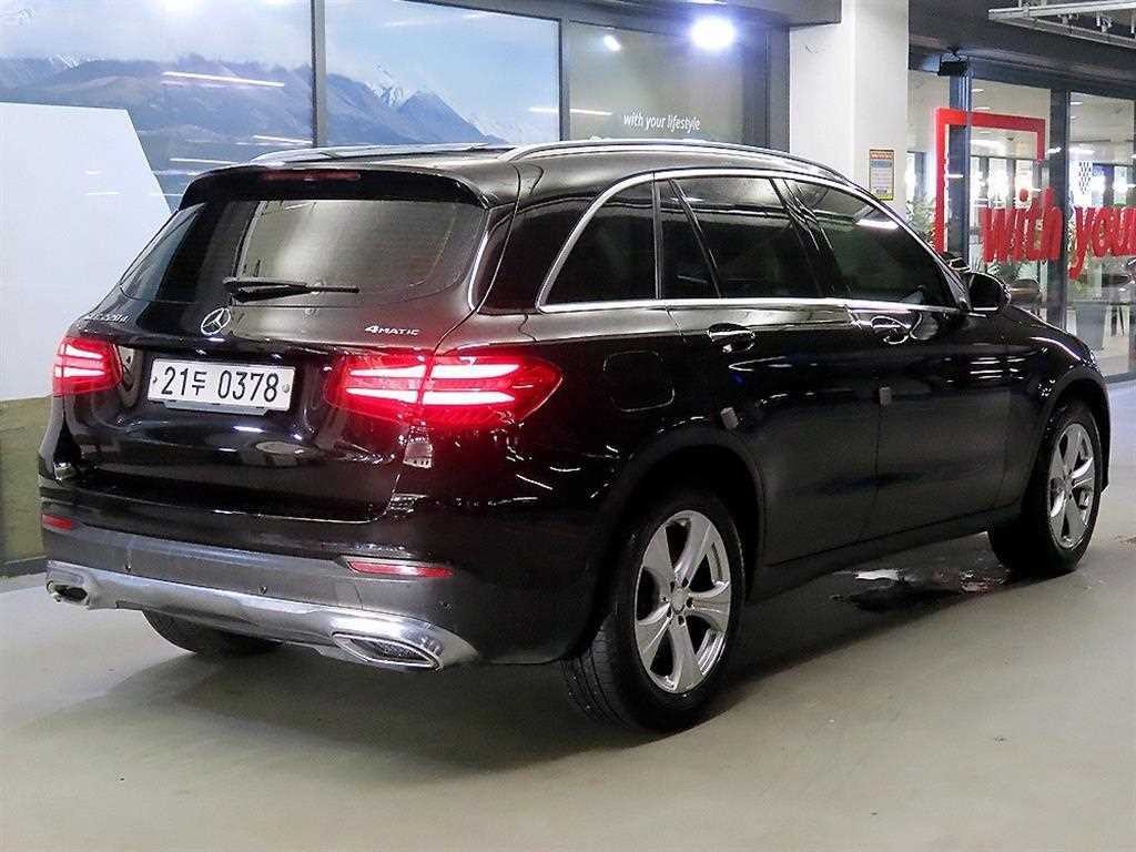 벤츠 GLC 클래스 GLC클래스 X253 GLC 220 d 4MATIC 이미지 4
