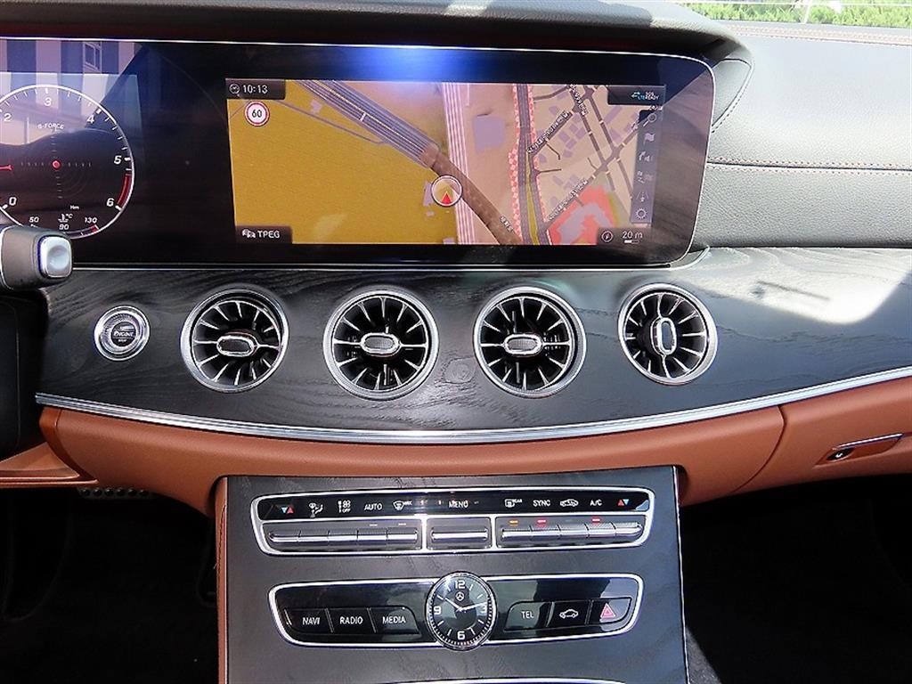 벤츠 E 클래스 E-클래스 W213 E220d 쿠페 이미지 13