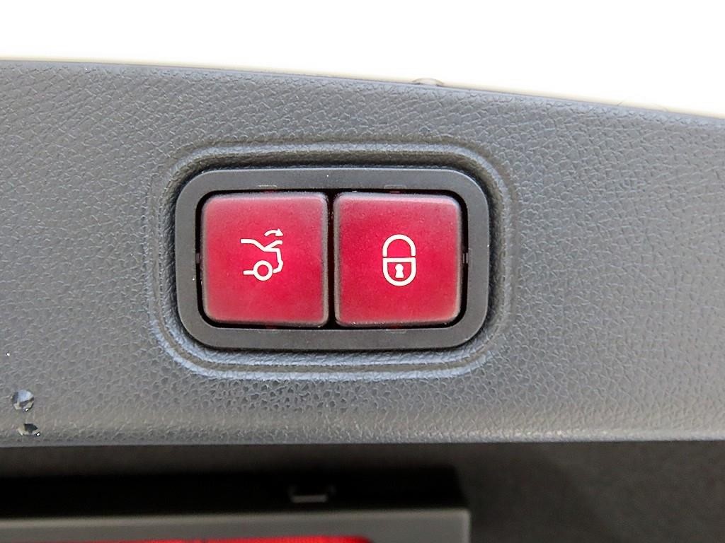 벤츠 E 클래스 E-클래스 W213 E220d 쿠페 이미지 16