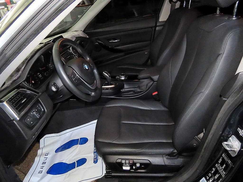 BMW 그란투리스모 3시리즈 GT (F34) GT 320D xDrive 이미지 6