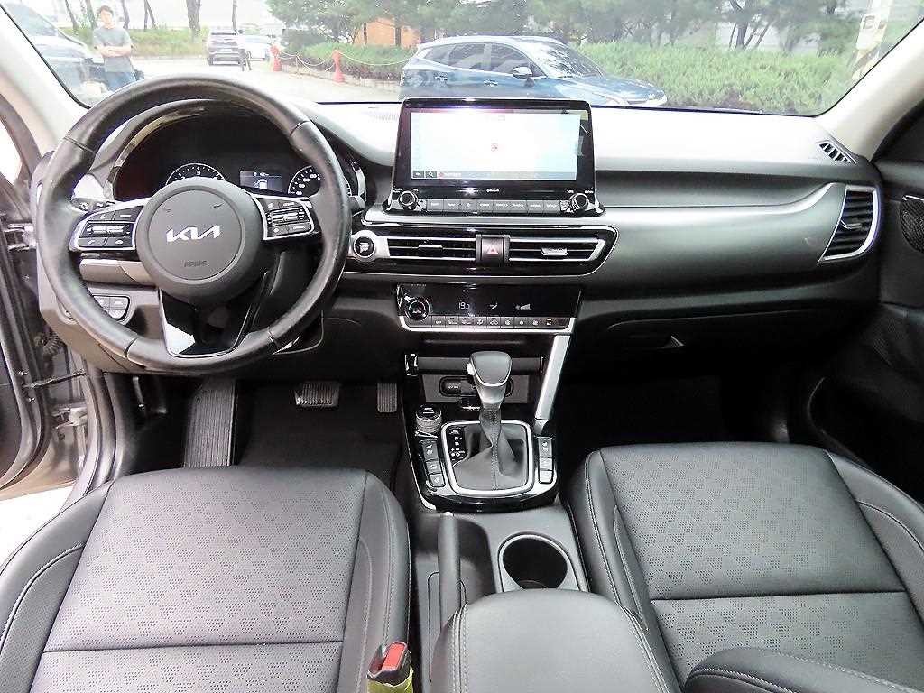 기아 셀토스 디젤 1.6 2WD 시그니처 이미지 7