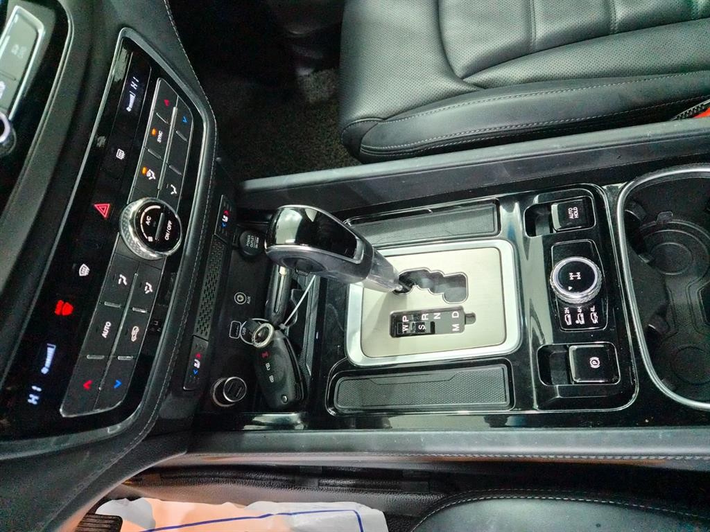 KG모빌리티(쌍용) 렉스턴 G4렉스턴 디젤 2.2 4WD 프라임 이미지 16