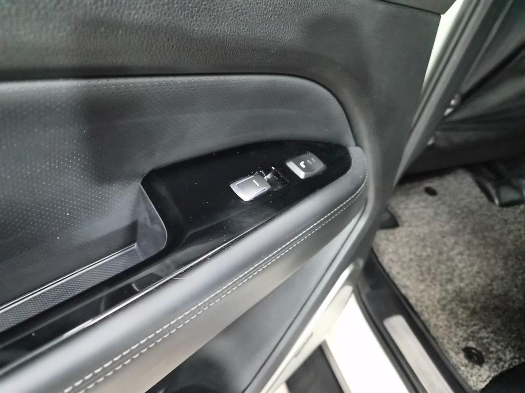 KG모빌리티(쌍용) 렉스턴 G4렉스턴 디젤 2.2 4WD 프라임 이미지 8