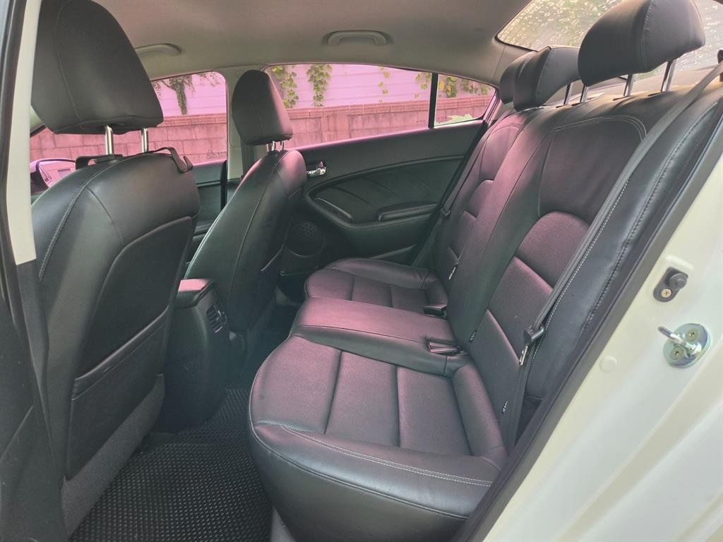 기아 K3 1.6 VGT 프레스티지 이미지 6