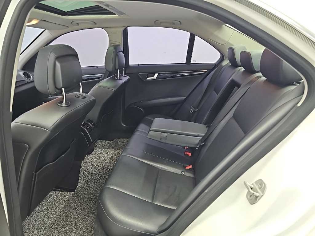 벤츠 C 클래스 C클래스 W204 C200 CGI 이미지 12