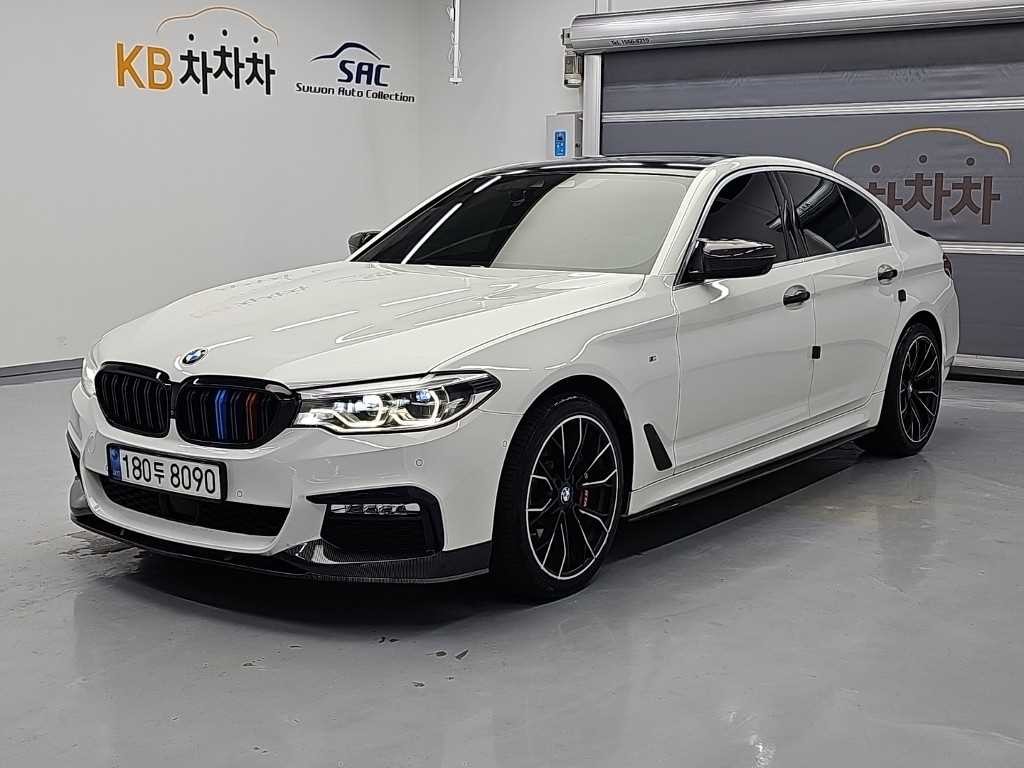 BMW 5시리즈 5시리즈 (G30) 520d xDrive M 스포츠 플러스 이미지 1