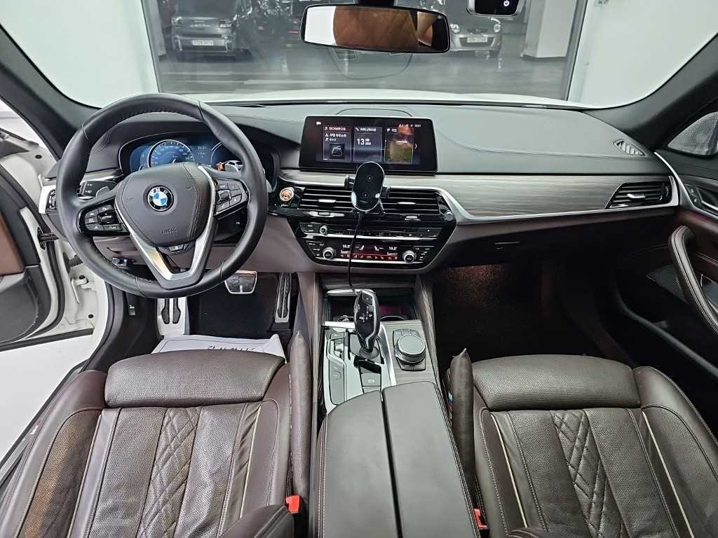 BMW 5시리즈 5시리즈 (G30) 520d xDrive M 스포츠 플러스 이미지 7
