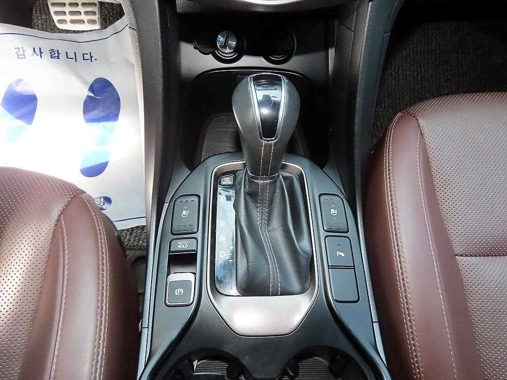 현대 맥스크루즈 더뉴맥스크루즈 3.3 V6 GDI 2WD 파이니스트 에디션 이미지 10