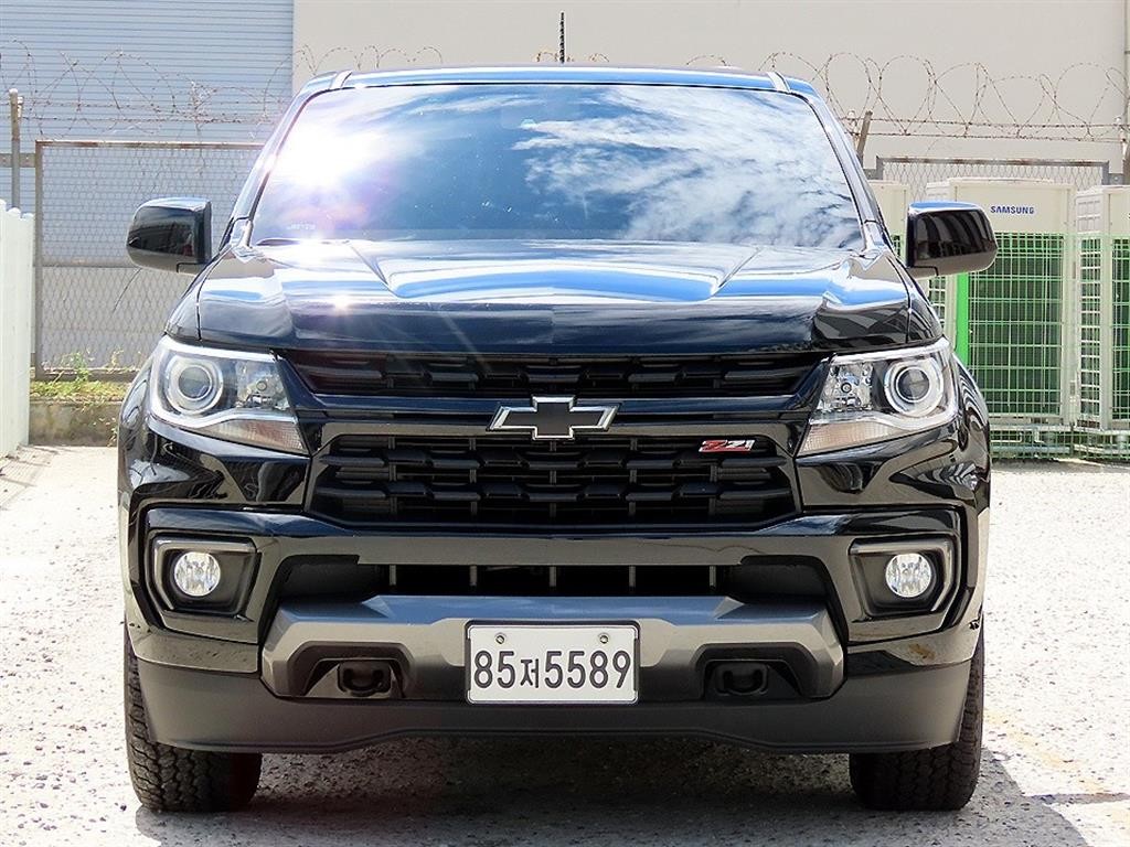 쉐보레 콜로라도 리얼 뉴 콜로라도 3.6 Z71-X 미드나잇 4WD 이미지 1