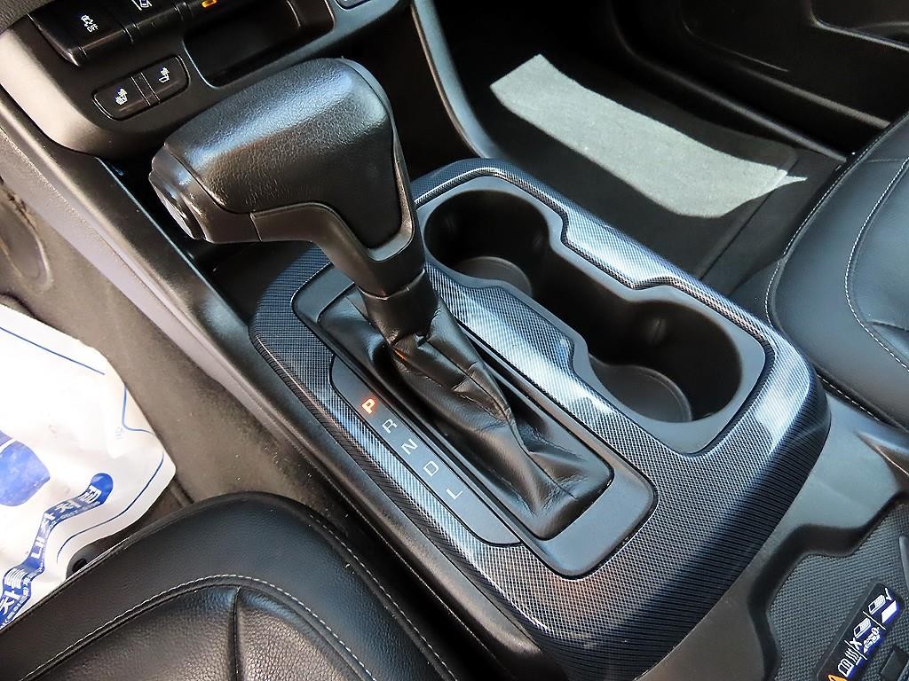쉐보레 콜로라도 리얼 뉴 콜로라도 3.6 Z71-X 미드나잇 4WD 이미지 10
