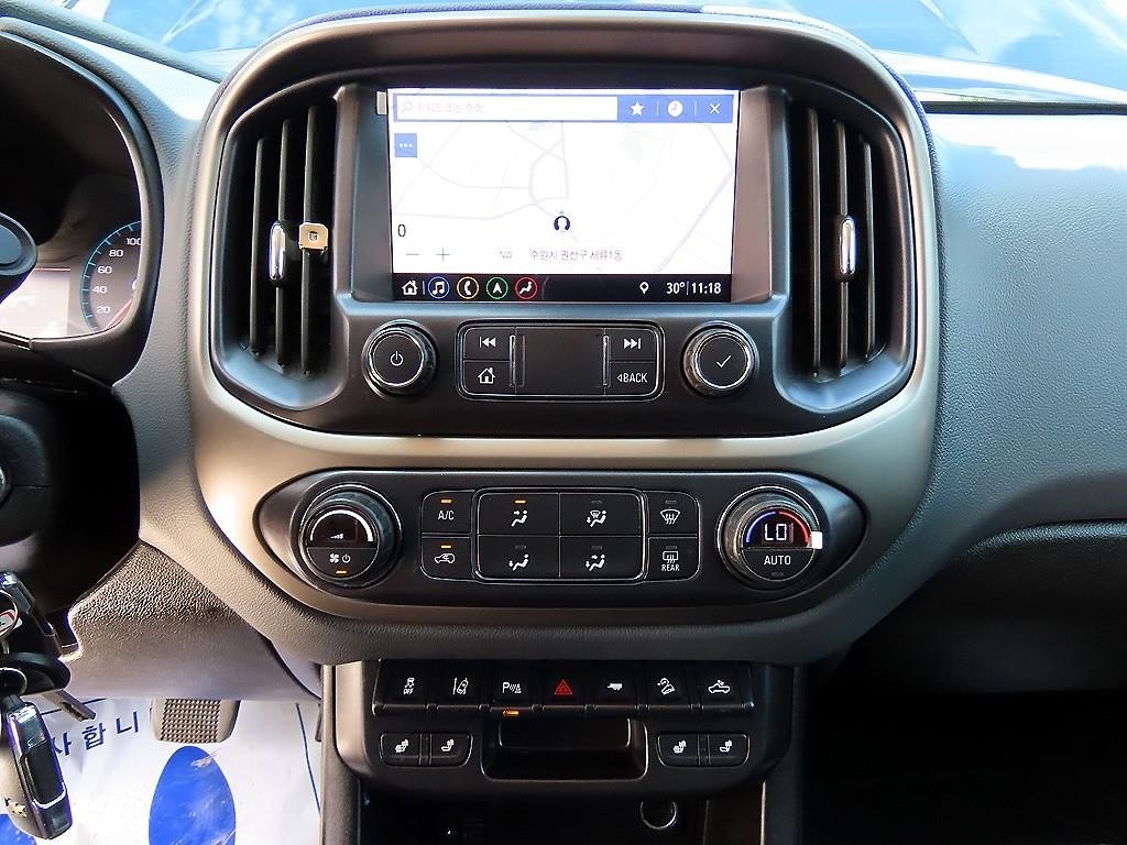 쉐보레 콜로라도 리얼 뉴 콜로라도 3.6 Z71-X 미드나잇 4WD 이미지 14
