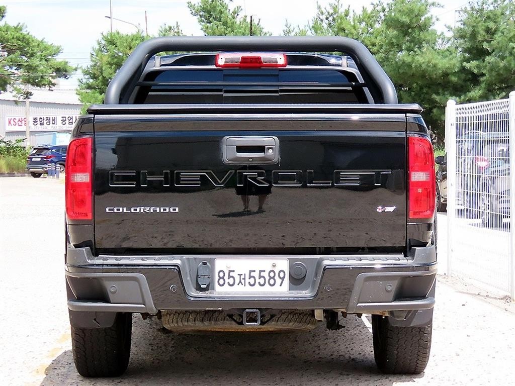 쉐보레 콜로라도 리얼 뉴 콜로라도 3.6 Z71-X 미드나잇 4WD 이미지 4