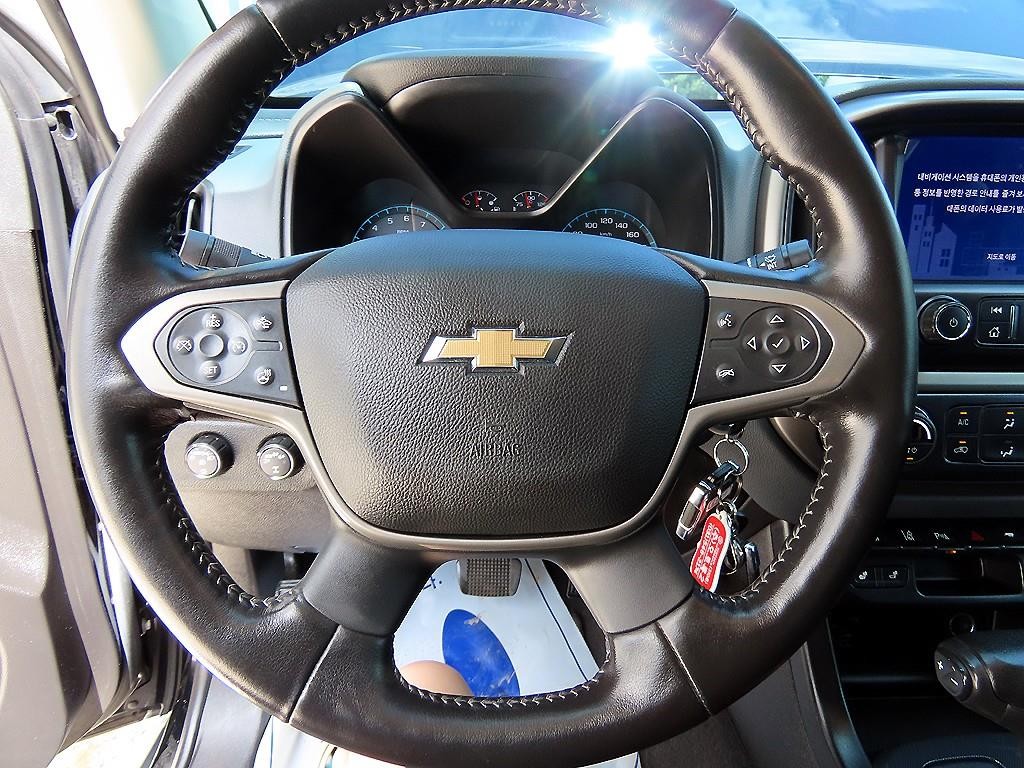 쉐보레 콜로라도 리얼 뉴 콜로라도 3.6 Z71-X 미드나잇 4WD 이미지 8