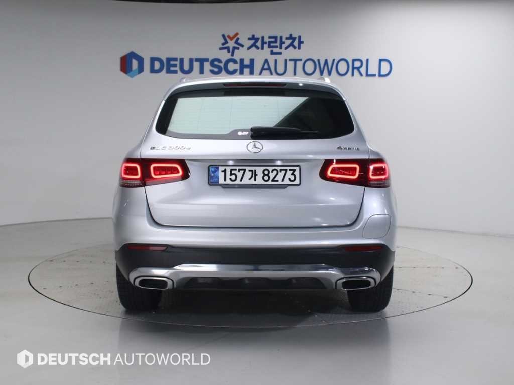 벤츠 GLC 클래스 GLC클래스 X253 GLC 300 e 4MATIC 이미지 4