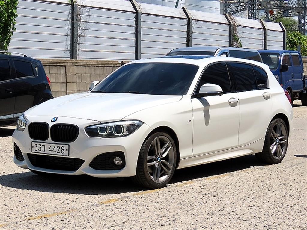 BMW 1시리즈 1시리즈 (F20) 118d M 스포츠 섀도우 에디션 이미지 2