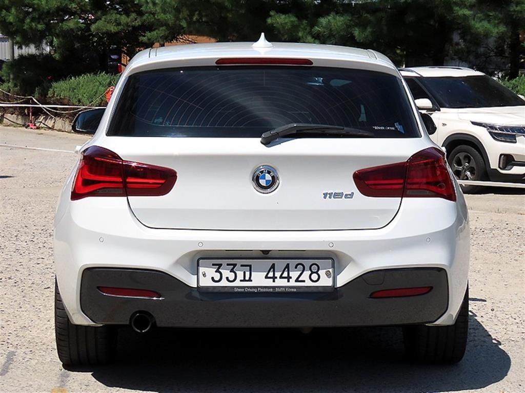 BMW 1시리즈 1시리즈 (F20) 118d M 스포츠 섀도우 에디션 이미지 4