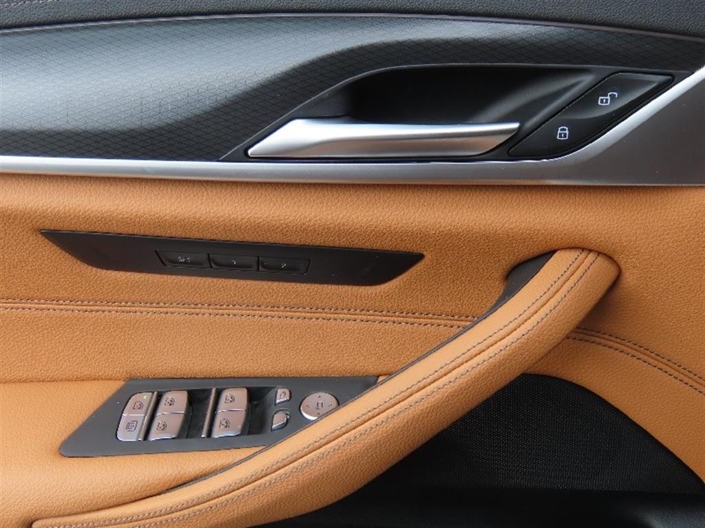 BMW 5시리즈 5시리즈 (G30) 520i M 스포츠 이미지 12