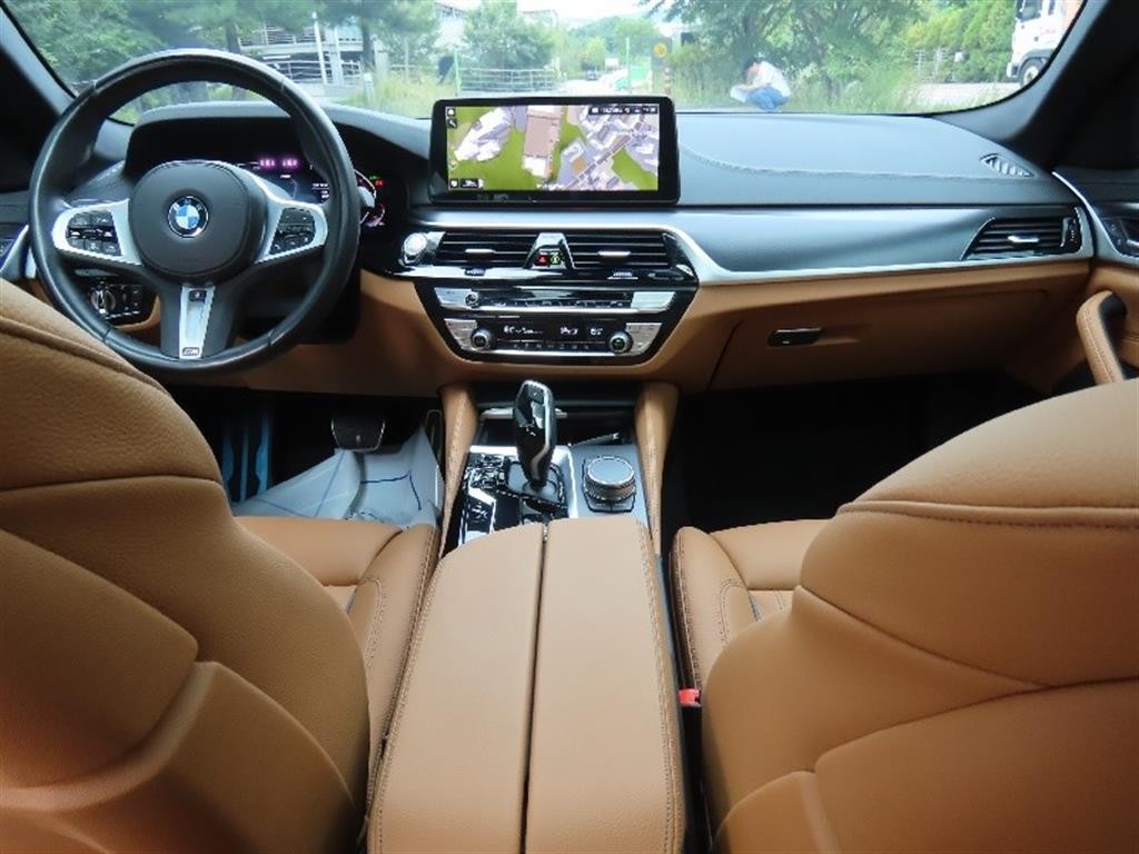 BMW 5시리즈 5시리즈 (G30) 520i M 스포츠 이미지 15