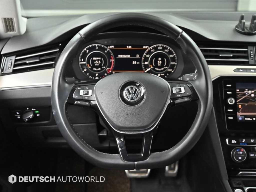 폭스바겐 아테온 2.0 TDI 엘레강스 프리미엄 이미지 13