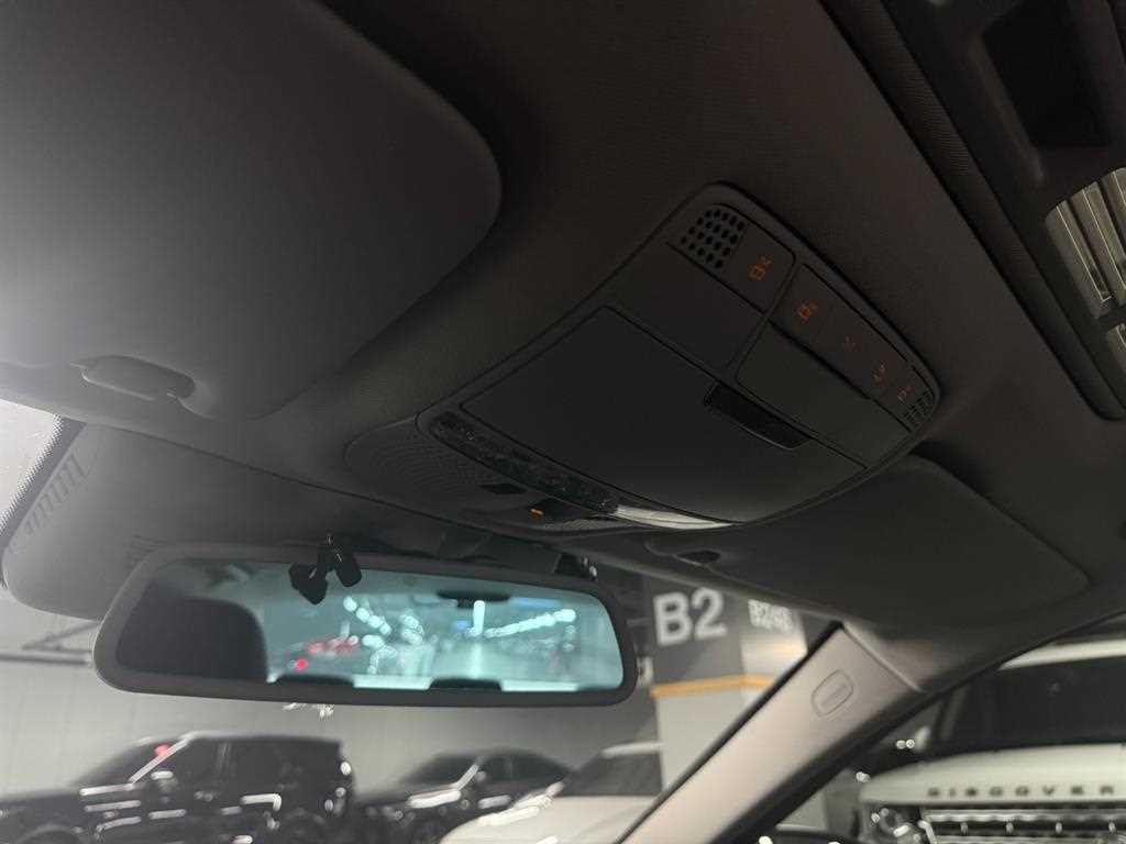 벤츠 C 클래스 C클래스 W205 C200 아방가르드 이미지 18