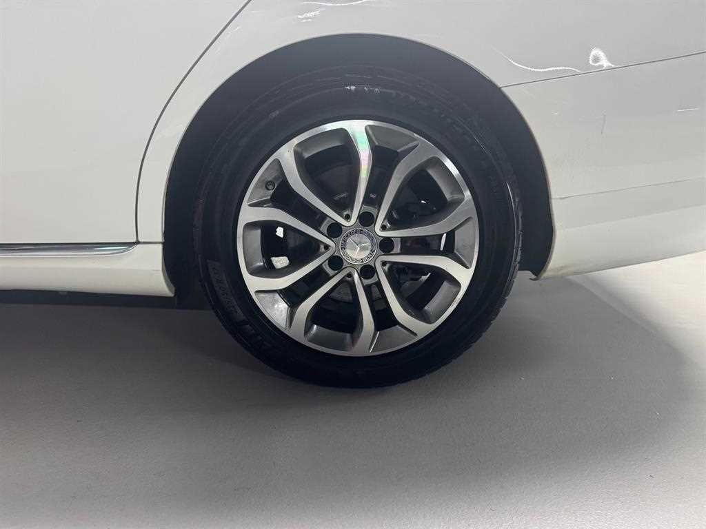 벤츠 C 클래스 C클래스 W205 C200 아방가르드 이미지 7