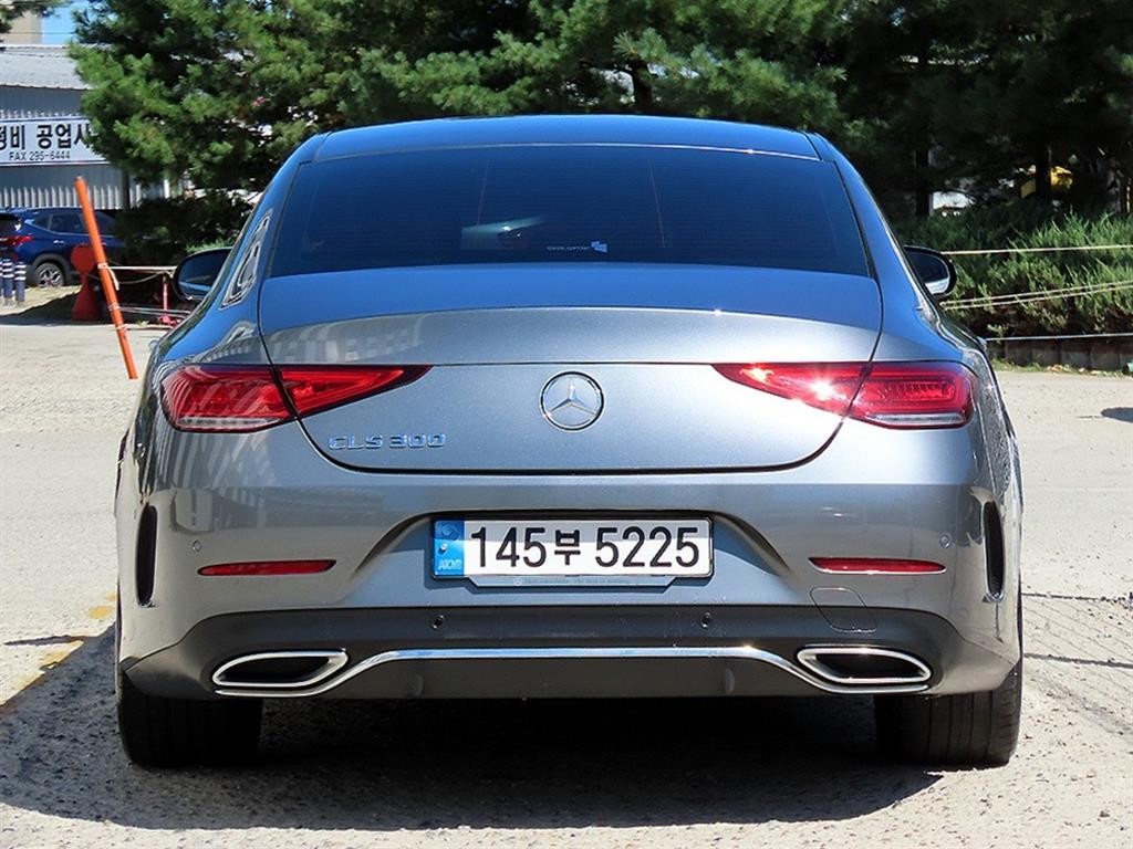 벤츠 CLS 클래스 CLS클래스 C257 CLS 300d AMG Line 이미지 4