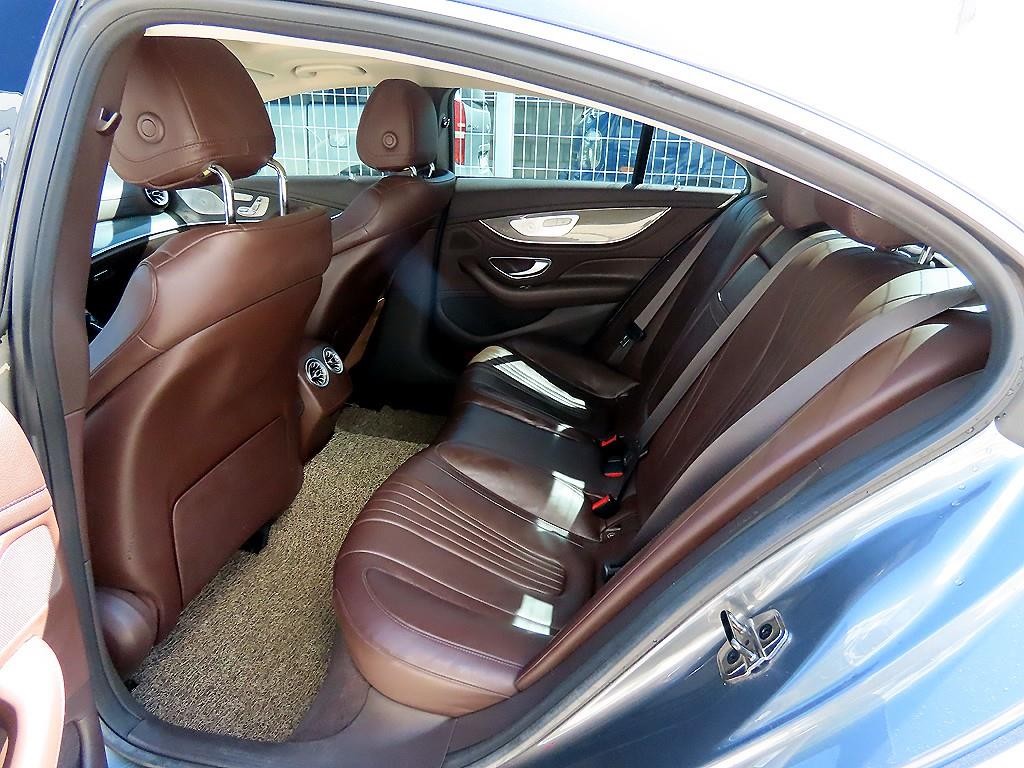벤츠 CLS 클래스 CLS클래스 C257 CLS 300d AMG Line 이미지 6