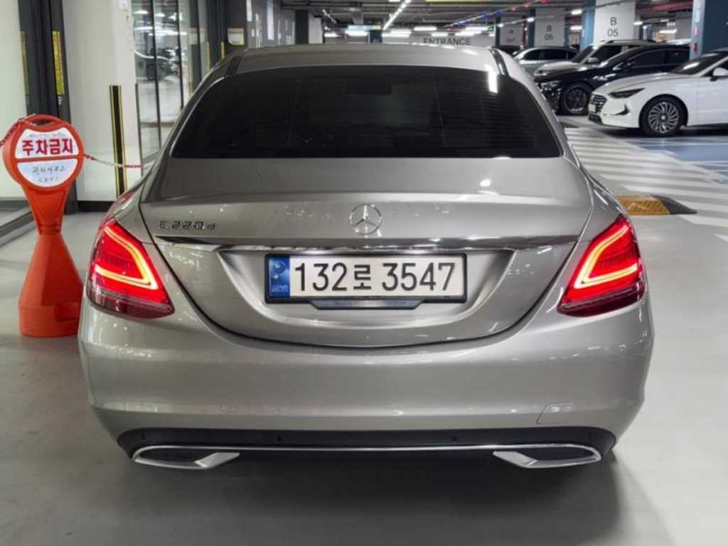 벤츠 C 클래스 C클래스 W205 C220 d 아방가르드 이미지 5