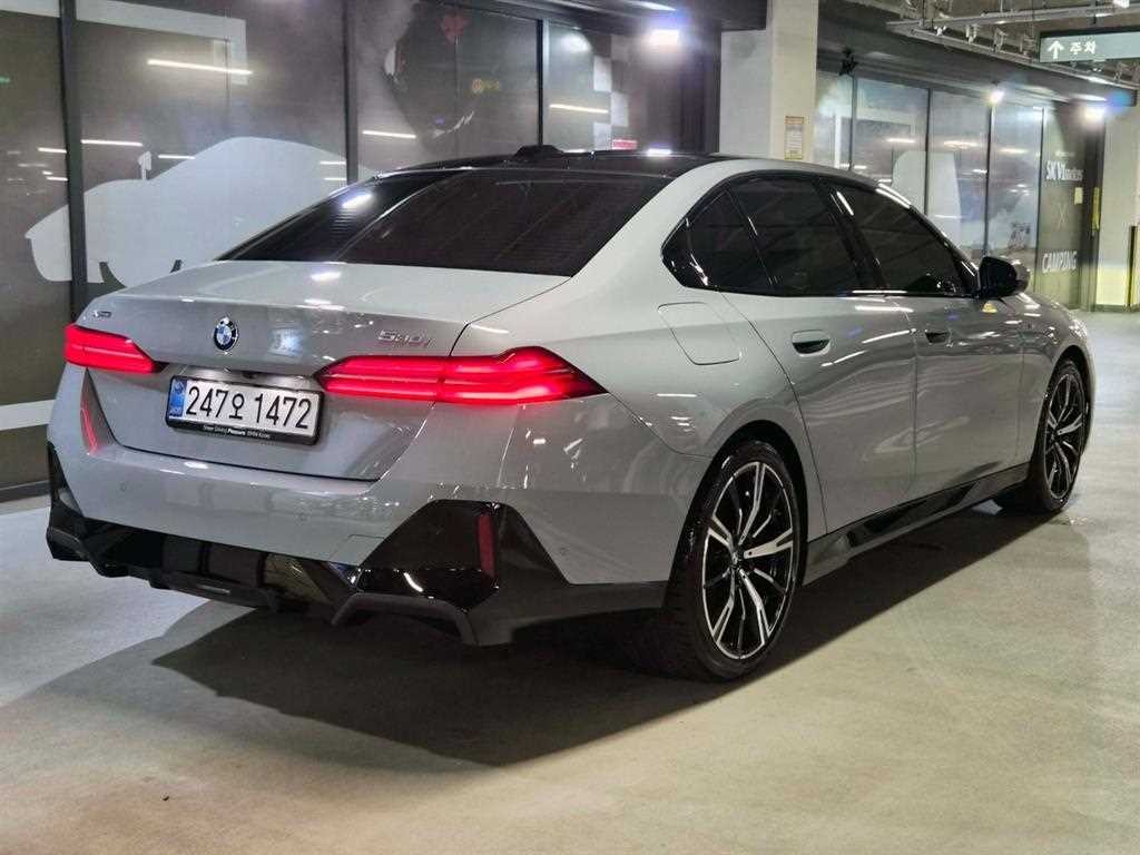 BMW 5시리즈 5시리즈 (G60) 530i xDrive M 스포츠 이미지 4