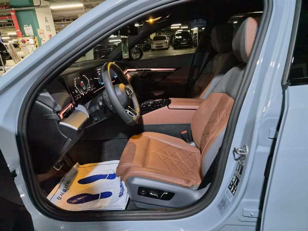 BMW 5시리즈 5시리즈 (G60) 530i xDrive M 스포츠 이미지 6
