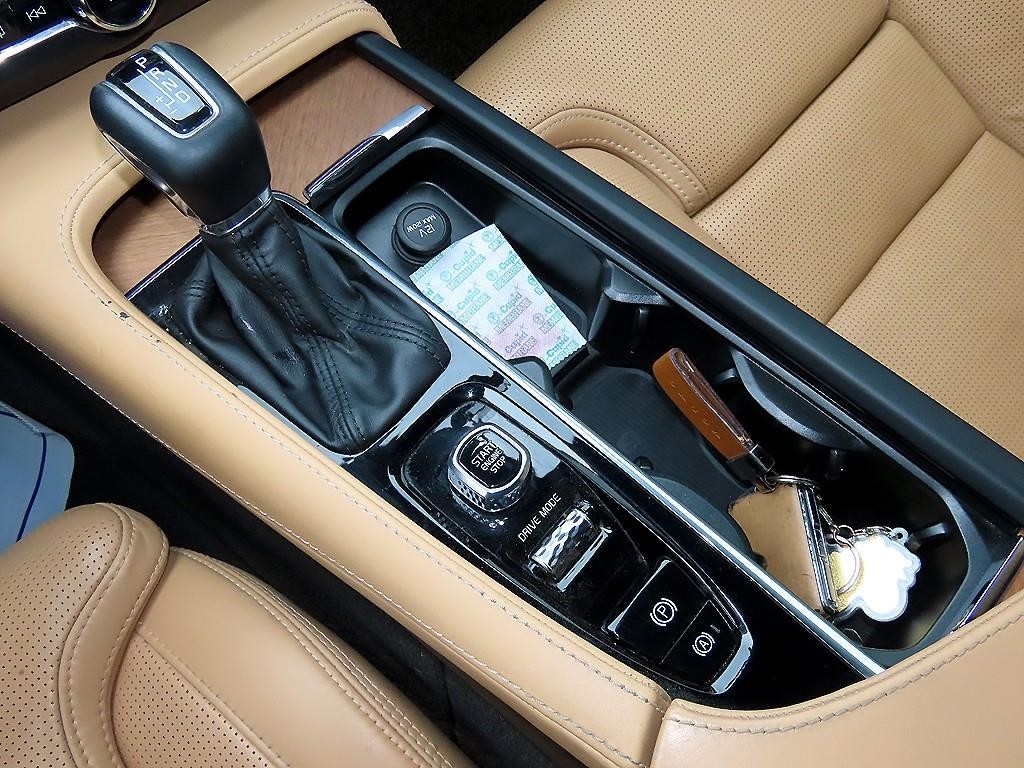 볼보 S90 T5 인스크립션 이미지 11