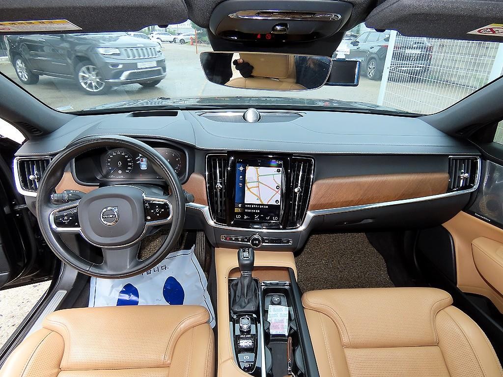 볼보 S90 T5 인스크립션 이미지 7