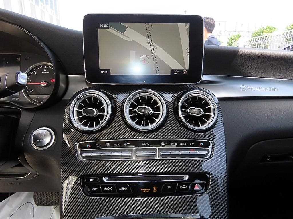 벤츠 GLC 클래스 GLC클래스 X253 GLC 220 d 4MATIC 쿠페 이미지 13