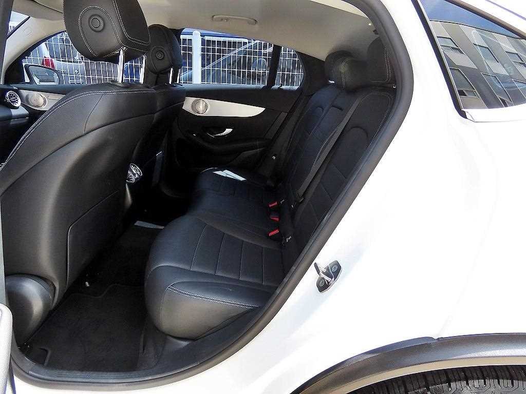 벤츠 GLC 클래스 GLC클래스 X253 GLC 220 d 4MATIC 쿠페 이미지 7