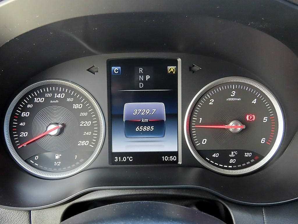 벤츠 GLC 클래스 GLC클래스 X253 GLC 220 d 4MATIC 쿠페 이미지 9
