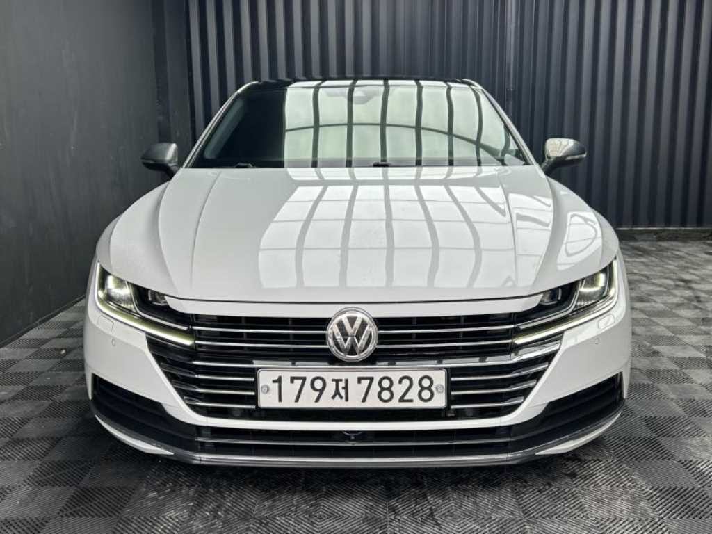 폭스바겐 아테온 2.0 TDI 엘레강스 프레스티지 이미지 1
