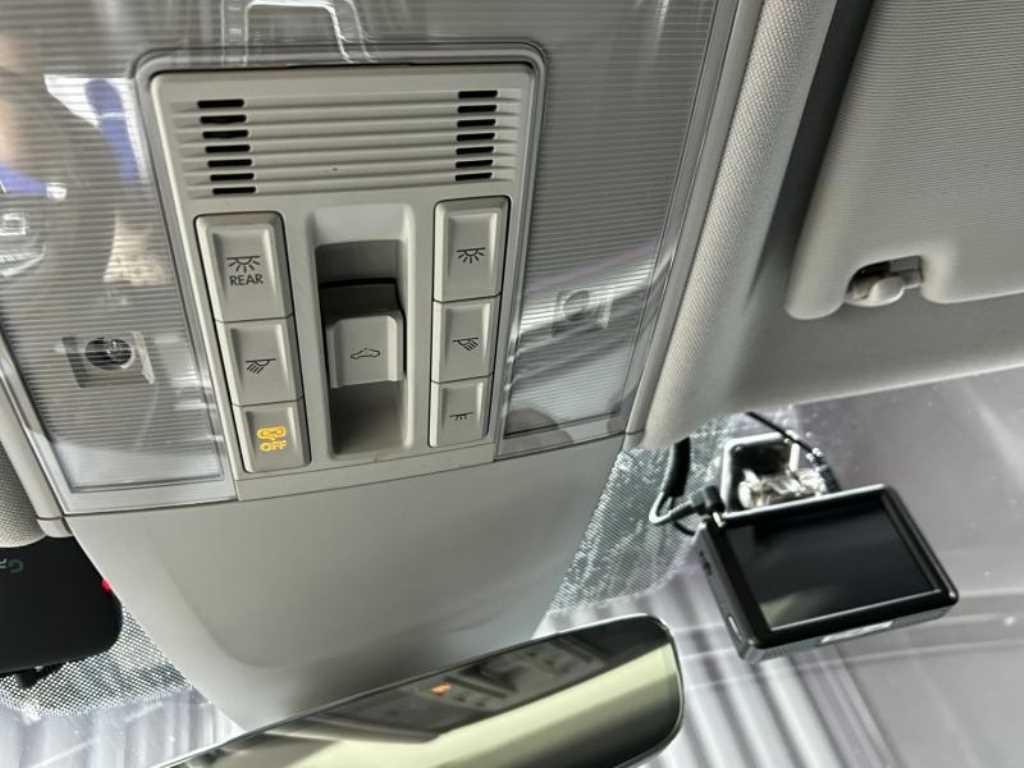 폭스바겐 아테온 2.0 TDI 엘레강스 프레스티지 이미지 12