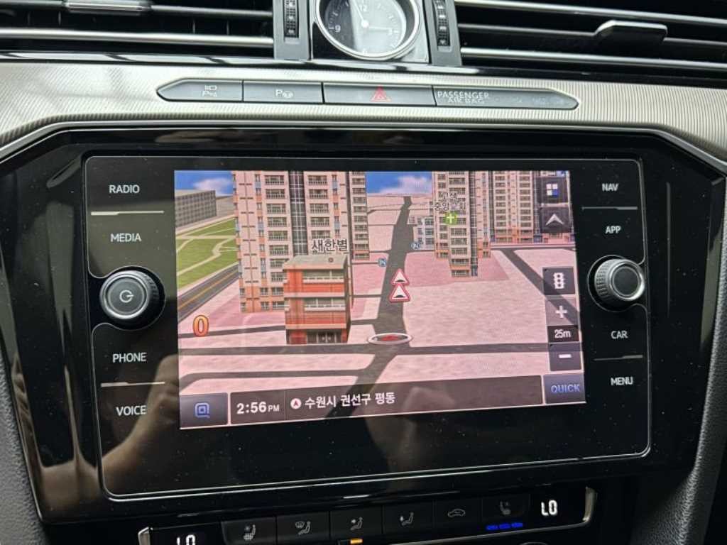 폭스바겐 아테온 2.0 TDI 엘레강스 프레스티지 이미지 15