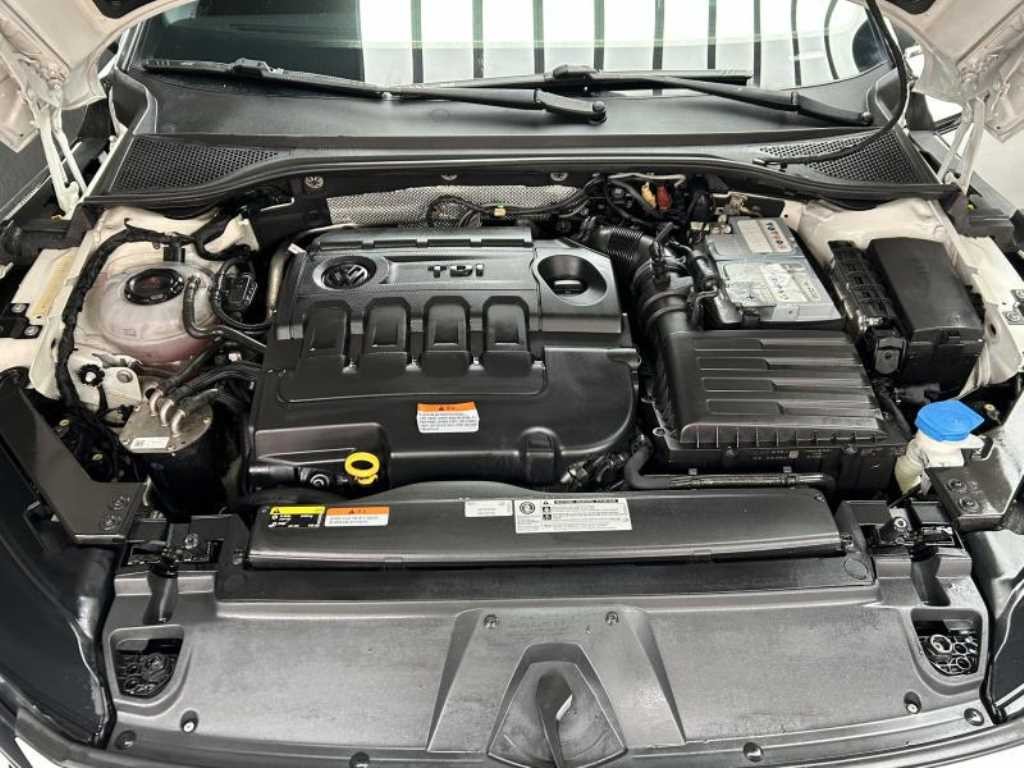 폭스바겐 아테온 2.0 TDI 엘레강스 프레스티지 이미지 19