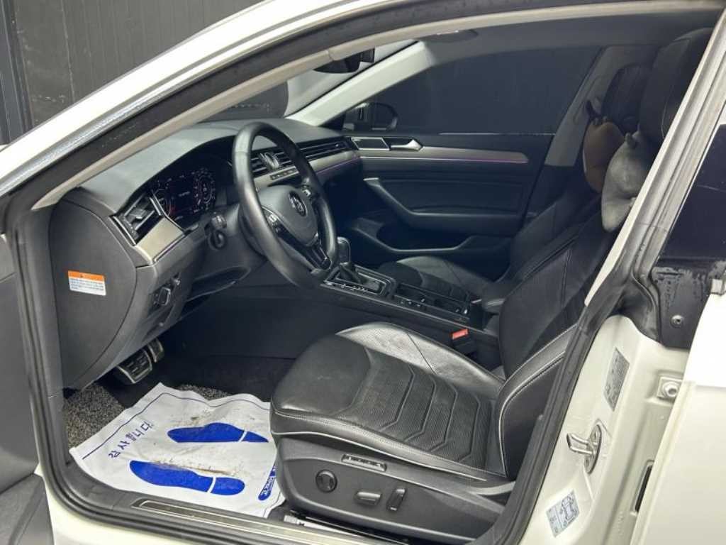 폭스바겐 아테온 2.0 TDI 엘레강스 프레스티지 이미지 5