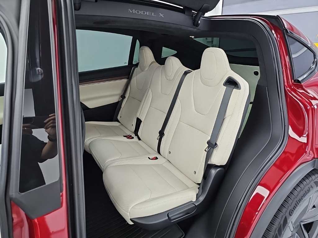 테슬라 모델 X AWD 이미지 14