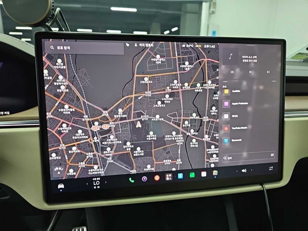테슬라 모델 X AWD 이미지 18